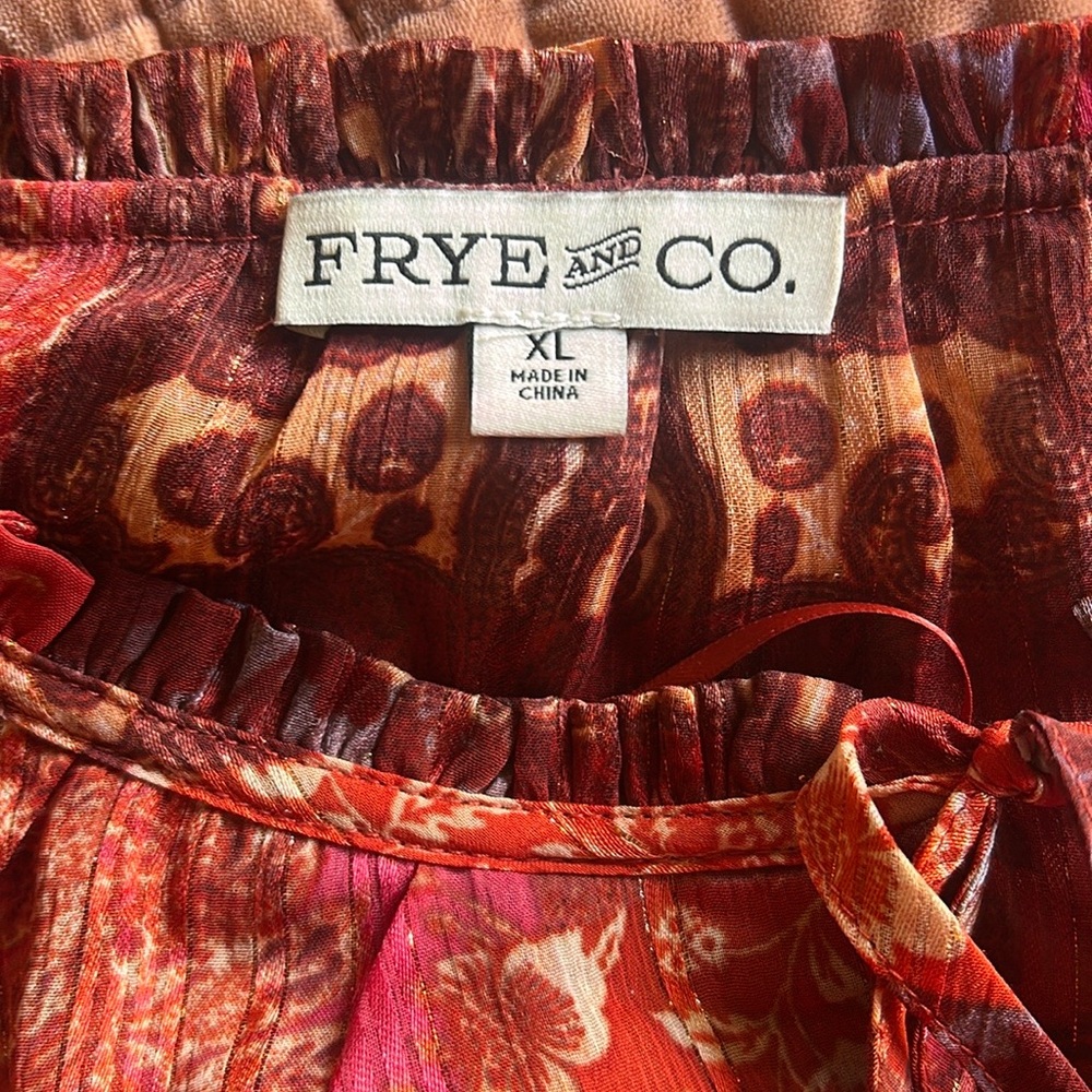 Women's Red Patterned Top - Picture 4 of 6